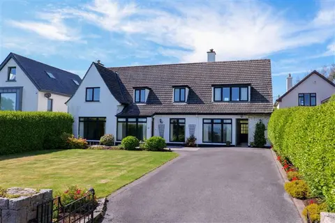 Scaraveen, 26 Kingston Road, Galway, County Galway