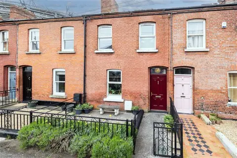14 ST PATRICK'S TERRACE, Russell Street, North City Centre, Dublin 1