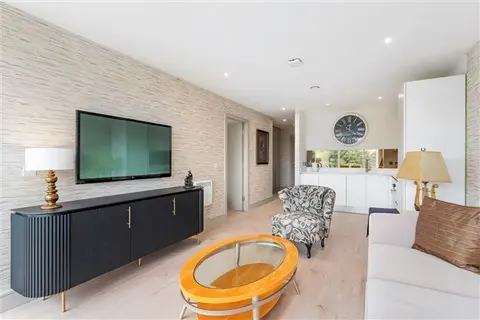 APARTMENT, SHORE CLUB BEACH ROAD, Sandymount, Dublin 4