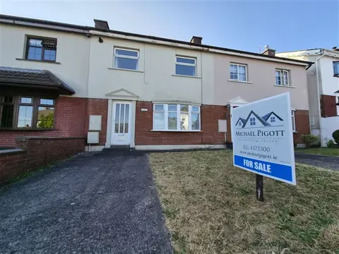 "St Judes", 5 Willow Close, Douglas, Cork