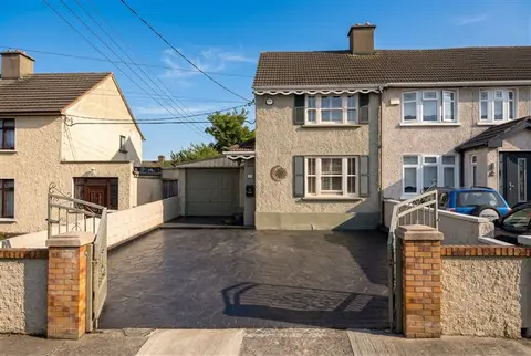 48 Gurteen Park, Ballyfermot,   Dublin 10
